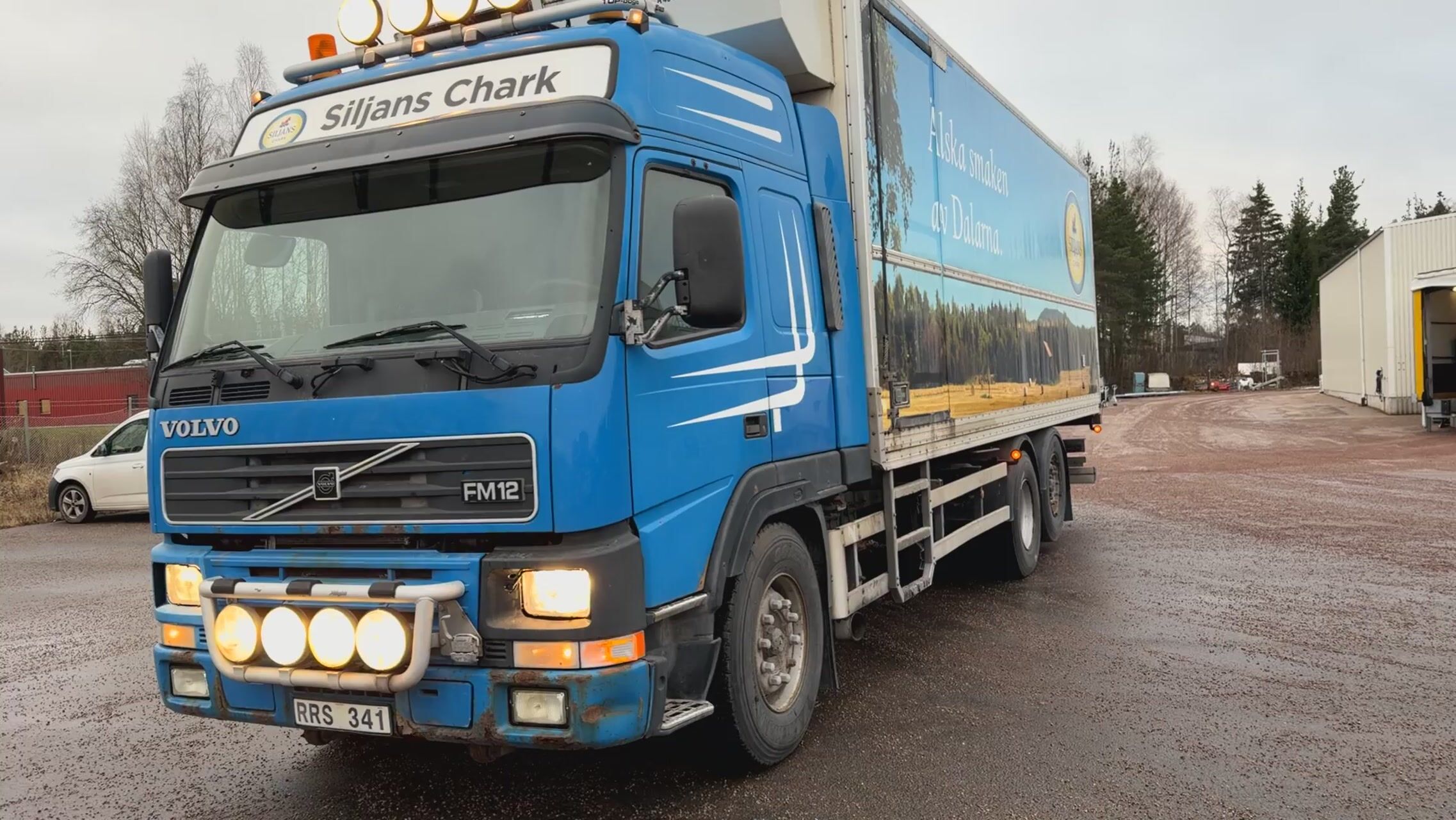 Kylbil Volvo FM12 6X2 -2000