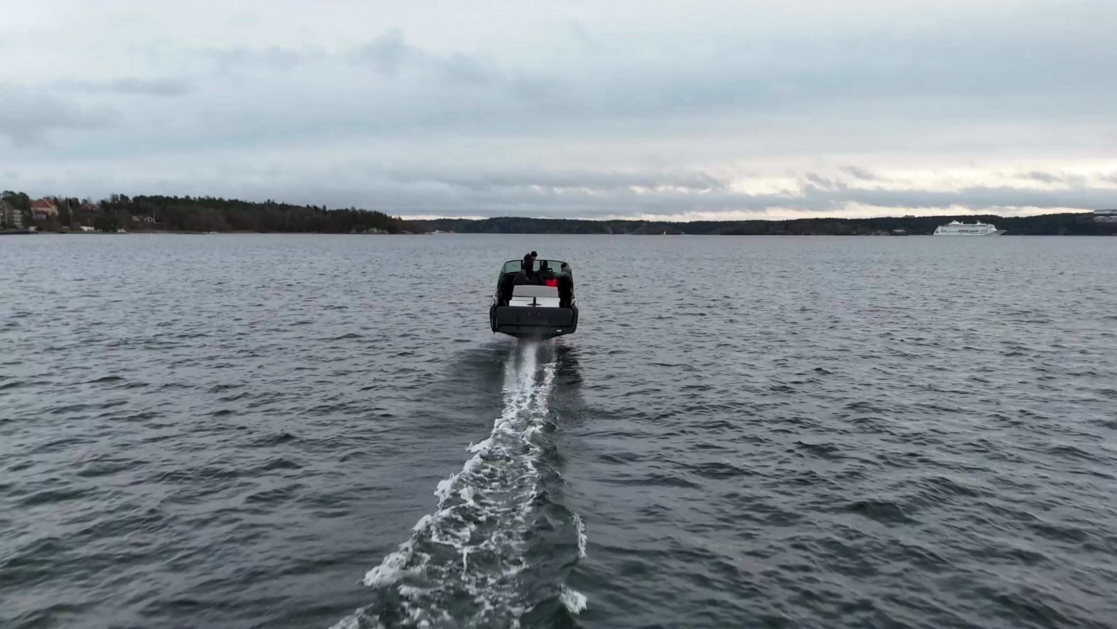 Candela C-8 elektrisk hydrofoilbåt, Daycruiser, DEMOBÅT