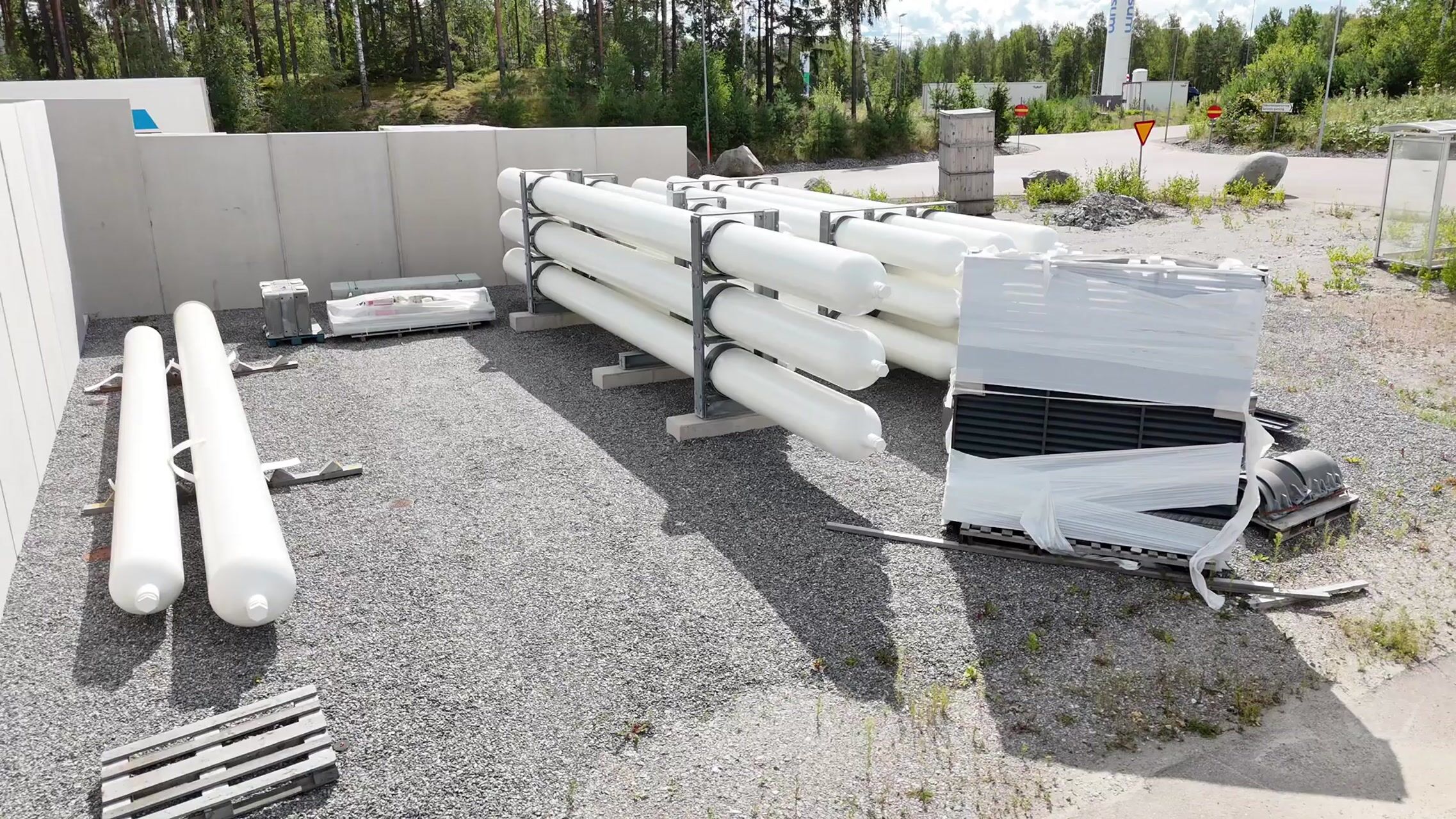 18 tuber/gasförråd med tubställningar för vätgas Tenaris 2023 (18 pcs gas cylinders for hydrogen)