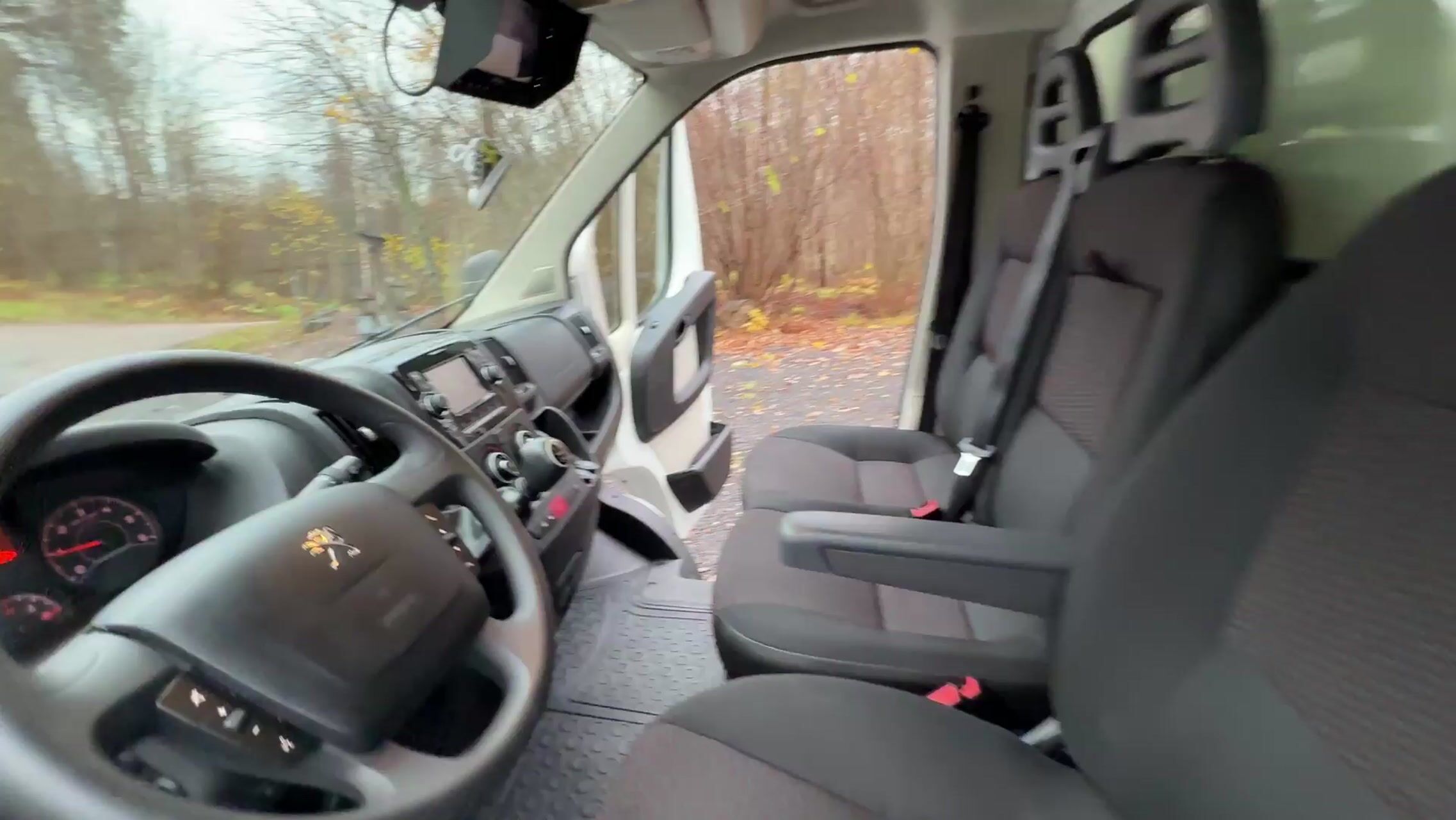 Peugeot Boxer 335  Volymskåp, bakgavellyft (163hk) -2019 Endast 7600 mil!