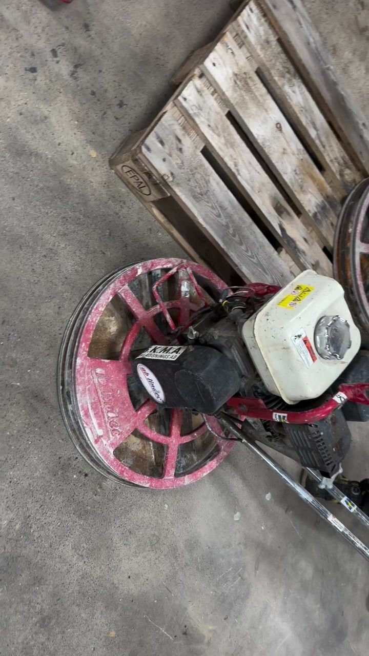 Betongglättare Ab Lindec med Honda GX160