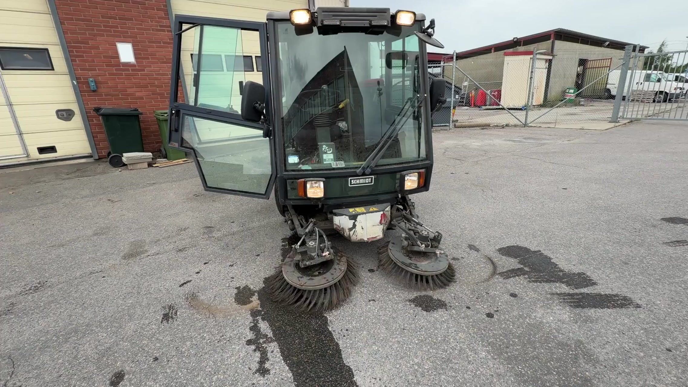 Schmidt Compact 200 Sweeper - 2009