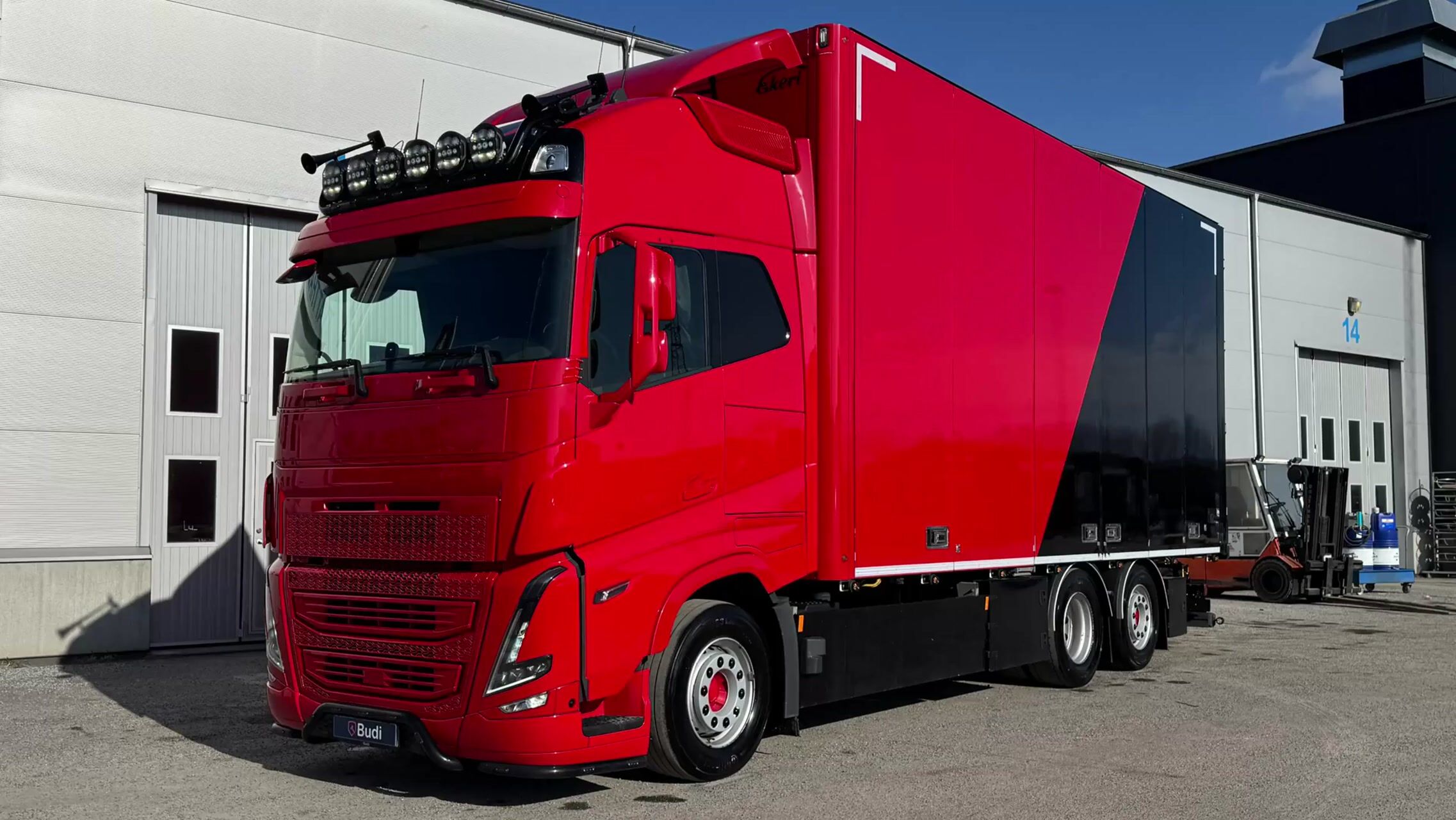 Fjärrbil Volvo FH13 6x2 I-Shift -2023 | Ekeri | Full-luft