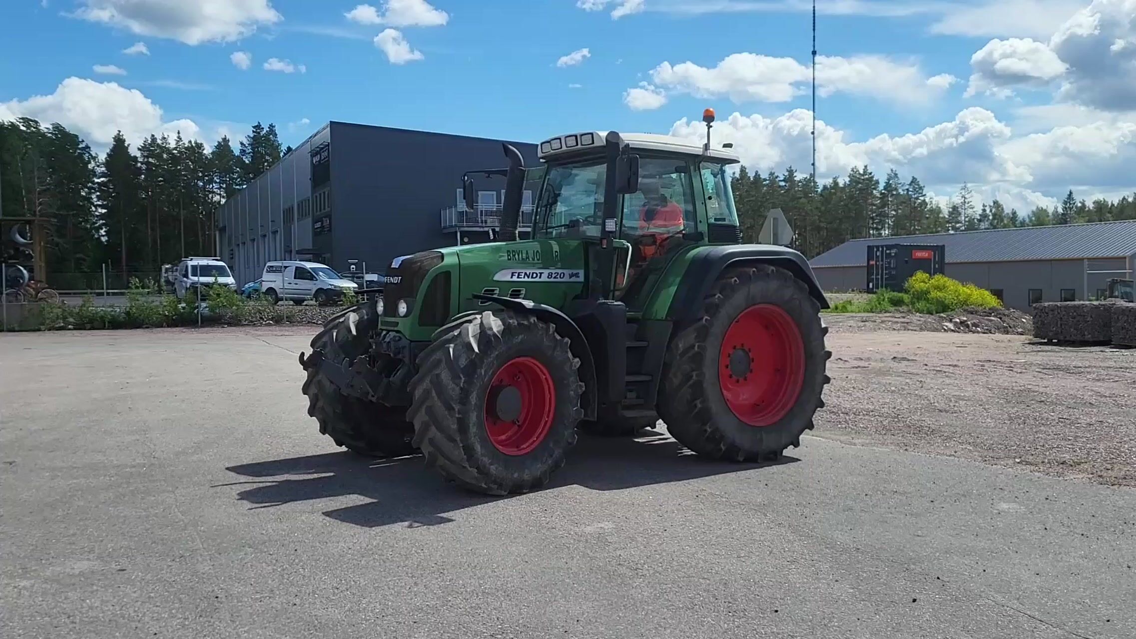 Traktor Fendt 820 Vario TMS med dubbelmontage - 2009