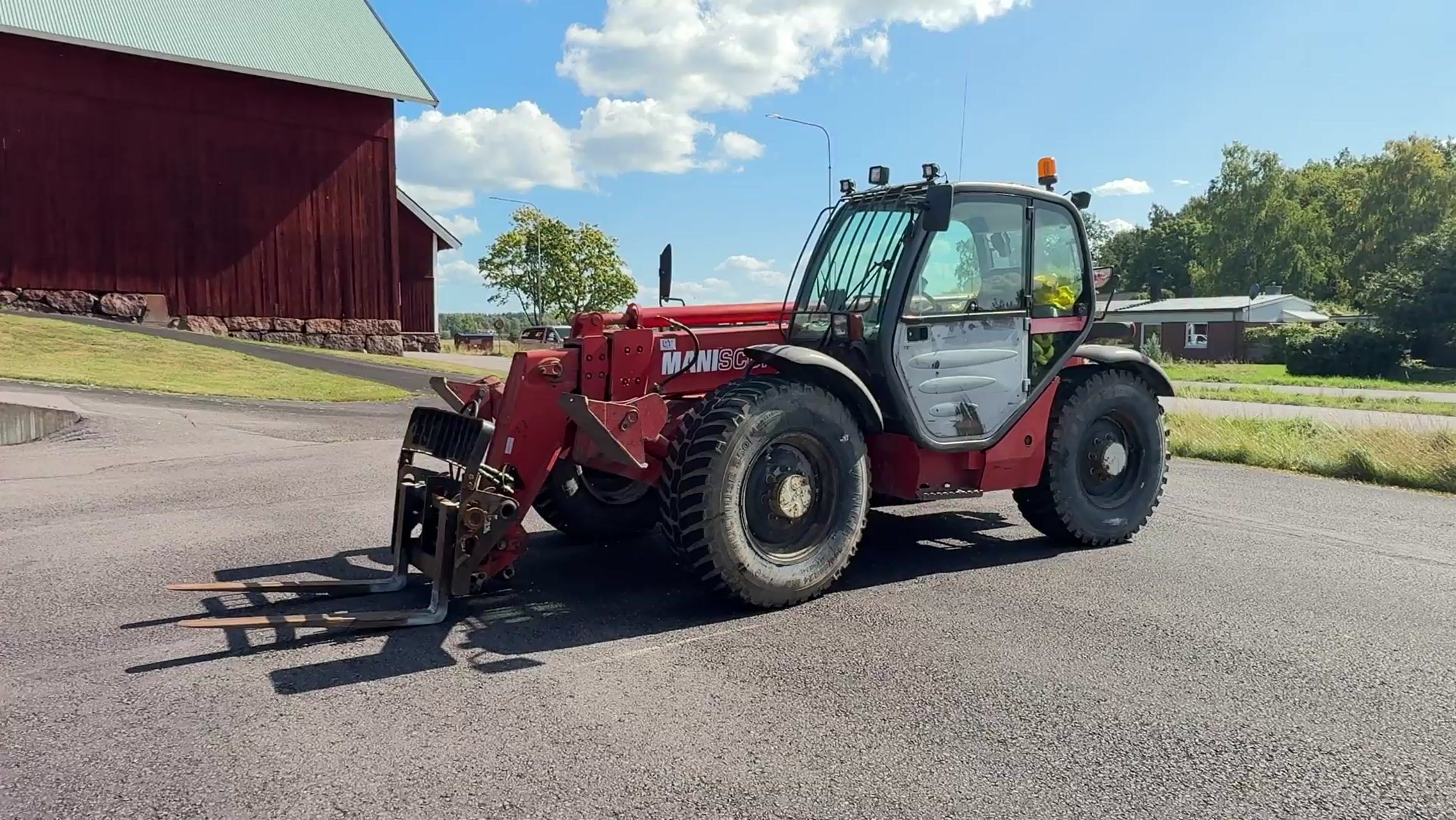 Teleskoplastare Manitou MT 1030S | gafflar & skopa | 2003